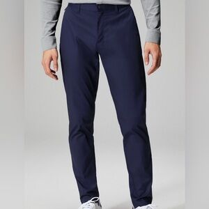 Fabletics - The High Side Chino (Slim Fit)